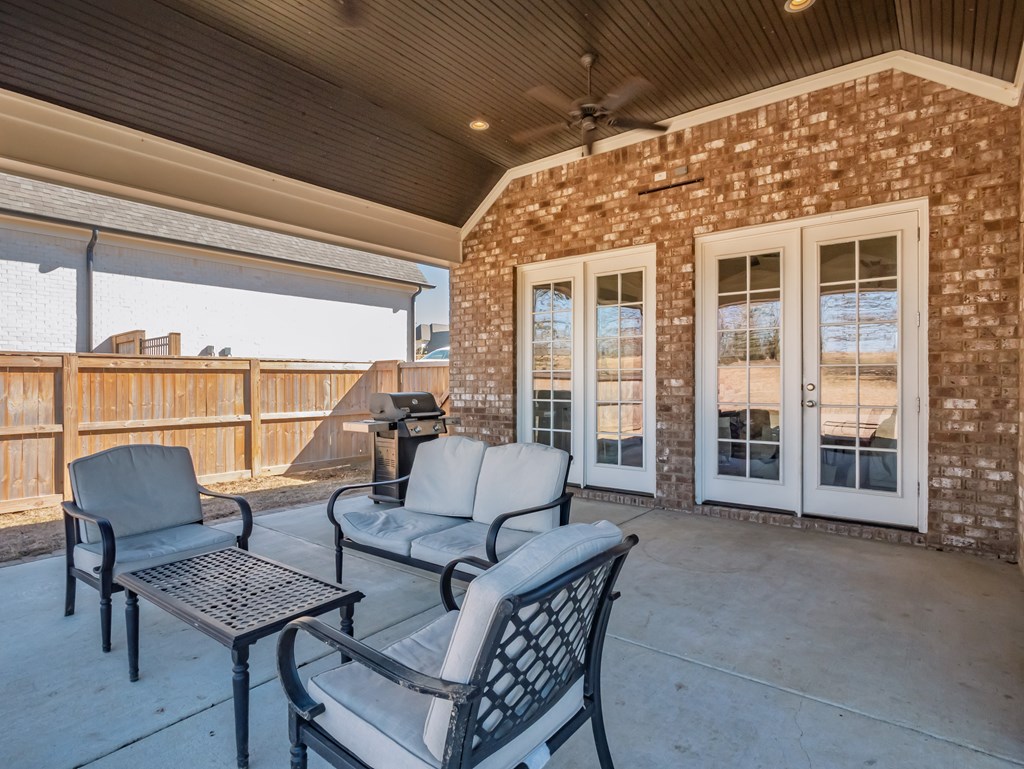 639 Centerpointe Cove