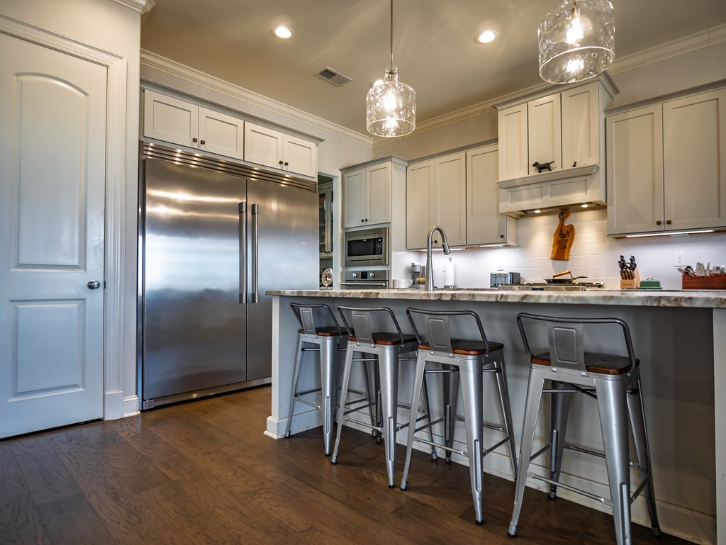 639 Centerpointe Cove