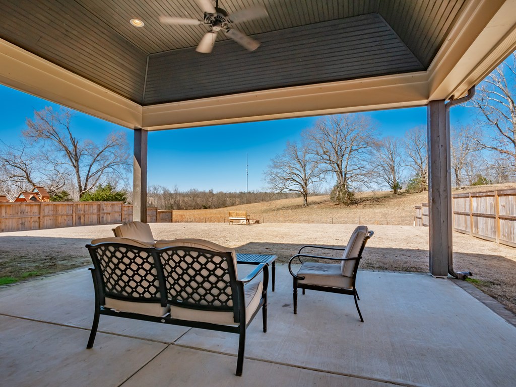 639 Centerpointe Cove