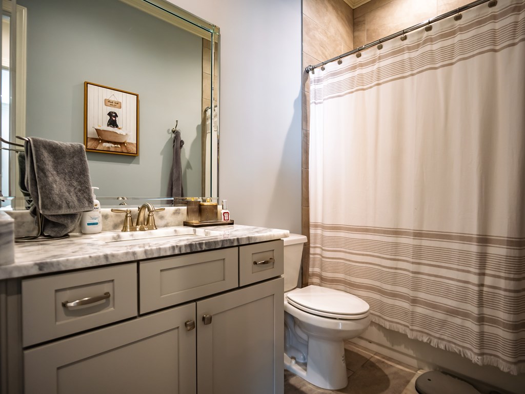 639 Centerpointe Cove