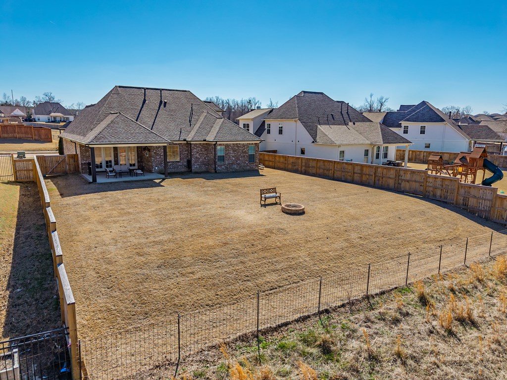 639 Centerpointe Cove