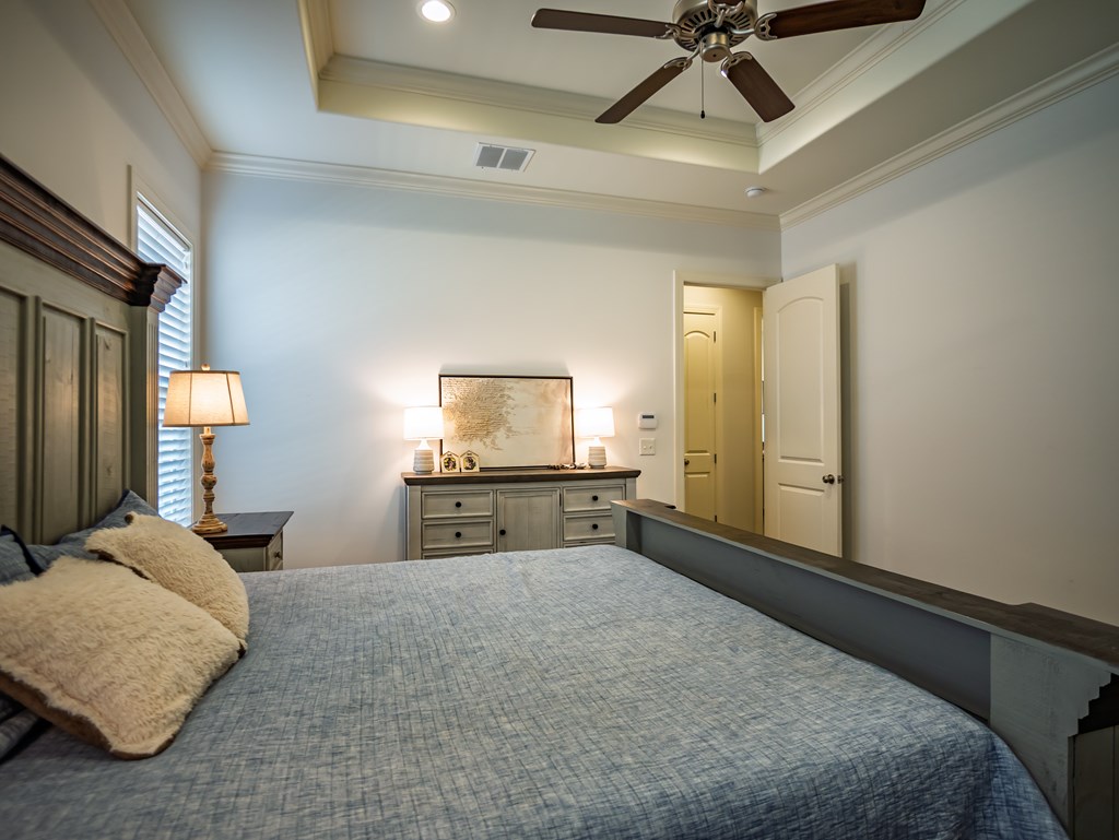 639 Centerpointe Cove