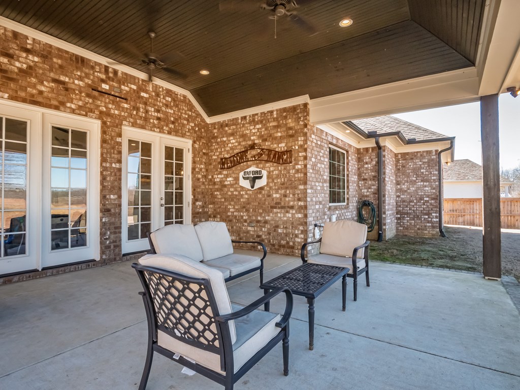 639 Centerpointe Cove