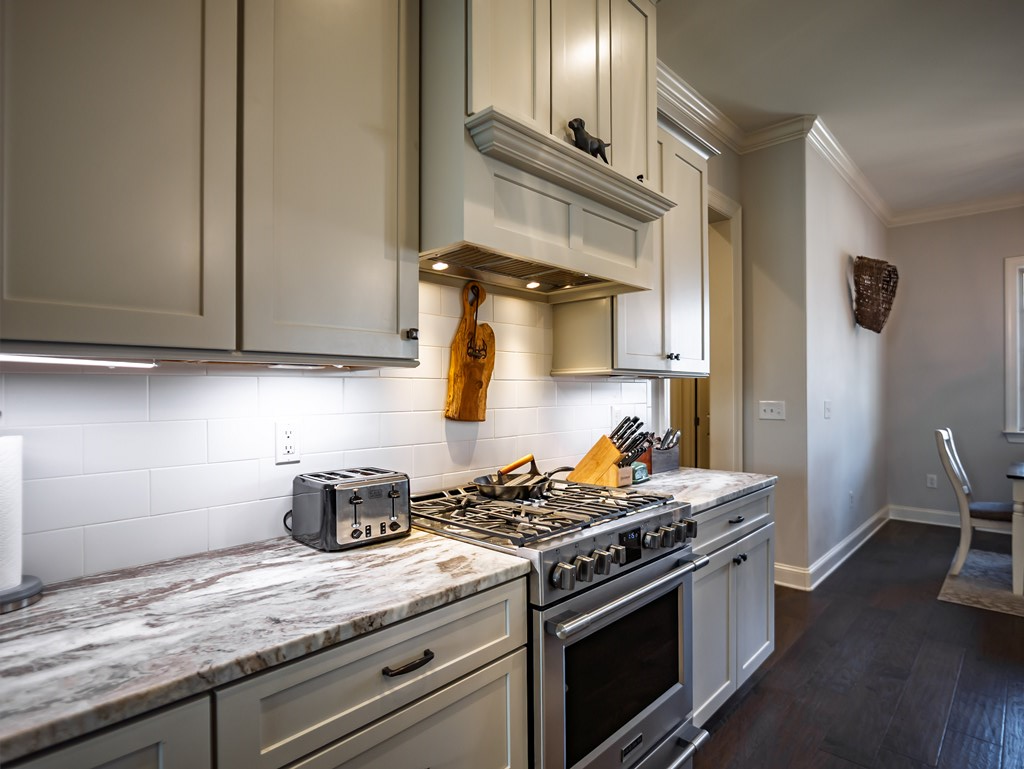 639 Centerpointe Cove