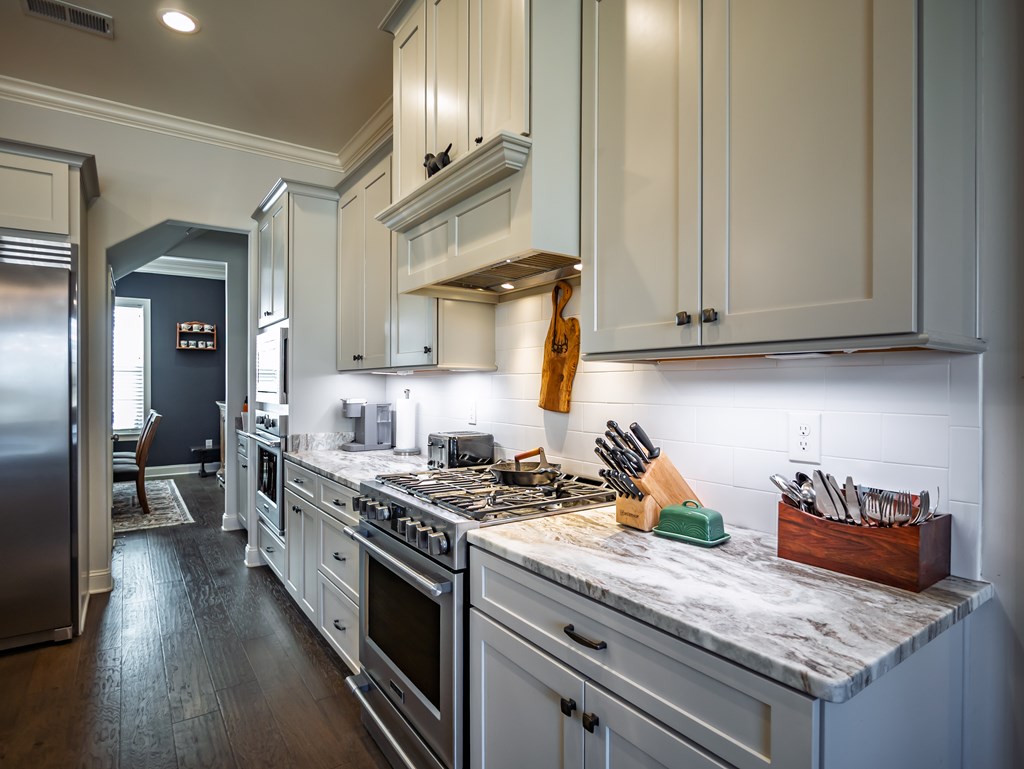 639 Centerpointe Cove