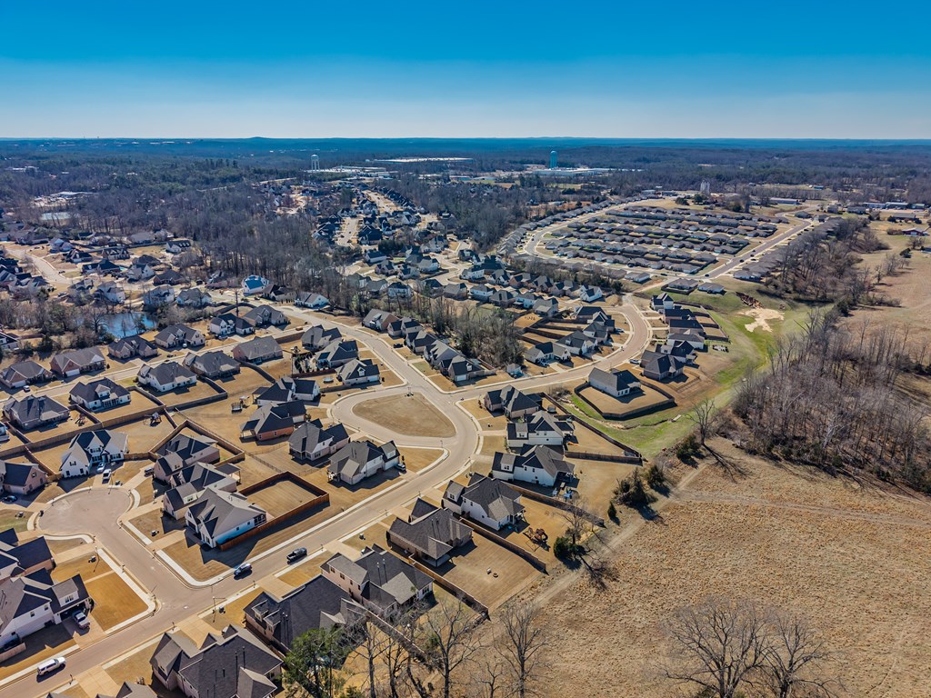 639 Centerpointe Cove