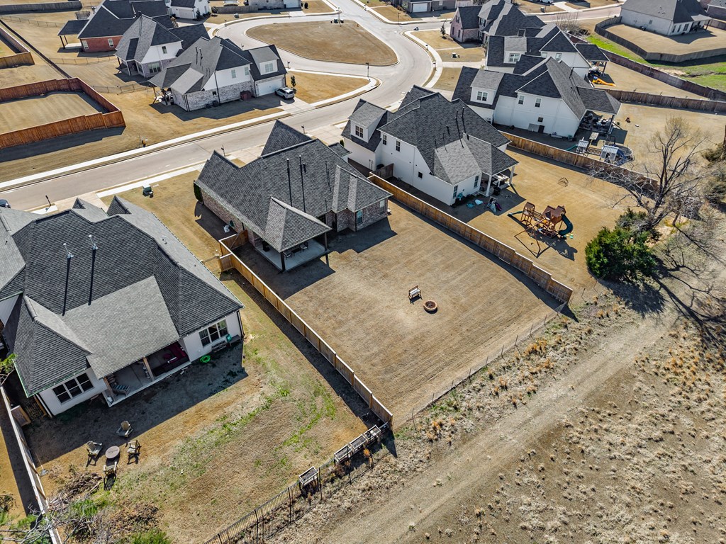 639 Centerpointe Cove