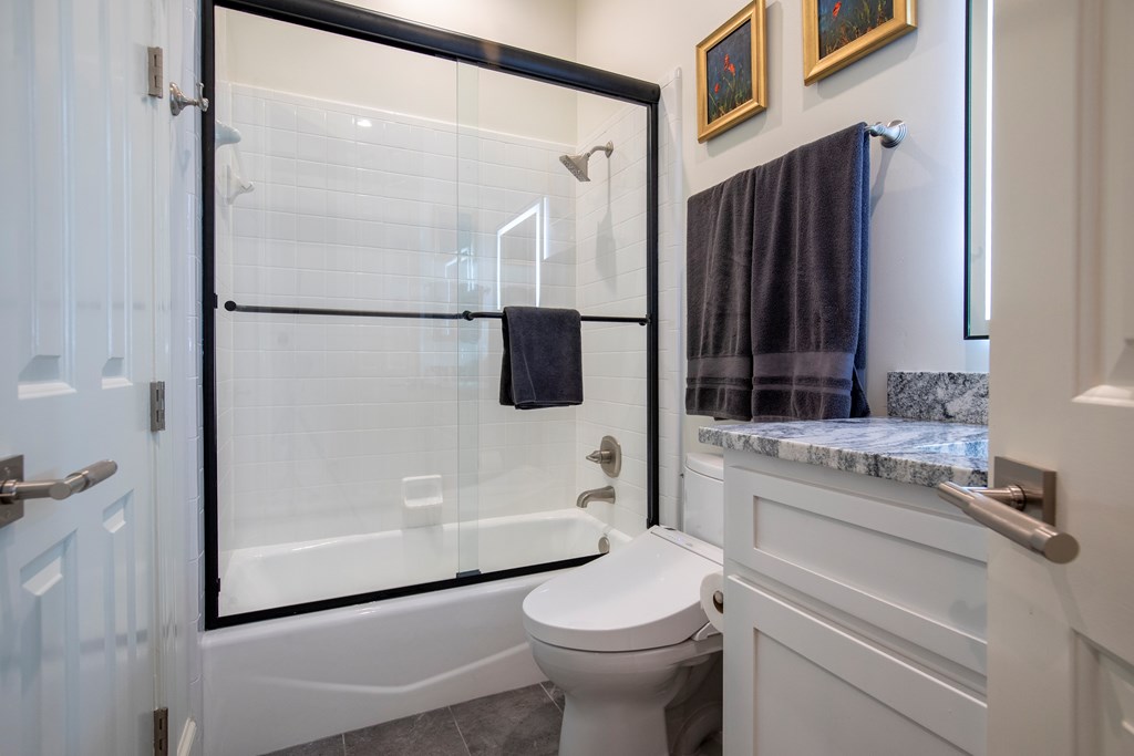 #11 200 Washington Ave