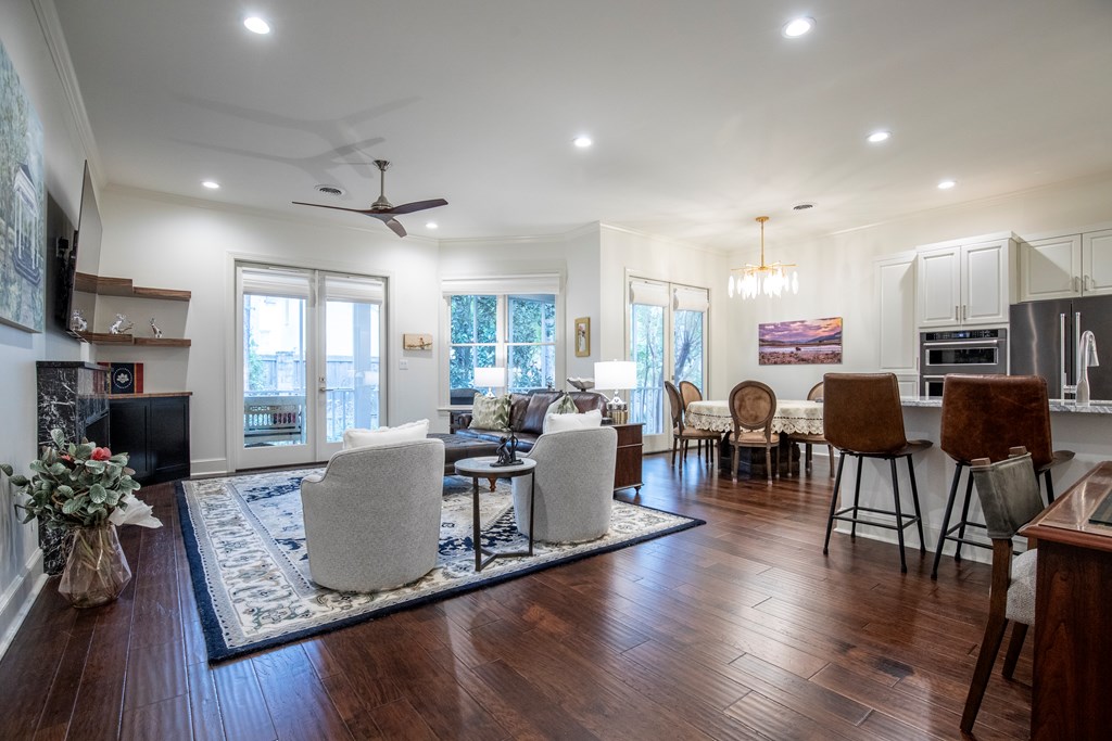 #11 200 Washington Ave