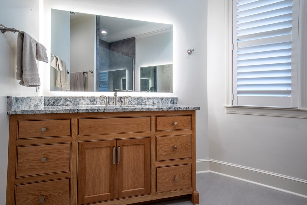 #11 200 Washington Ave