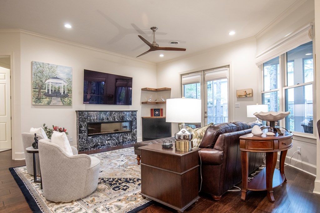 #11 200 Washington Ave