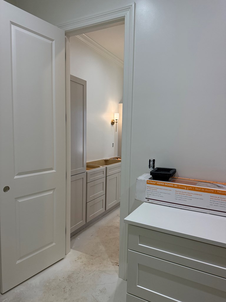 100 Leeson Cove