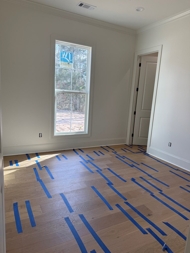 100 Leeson Cove