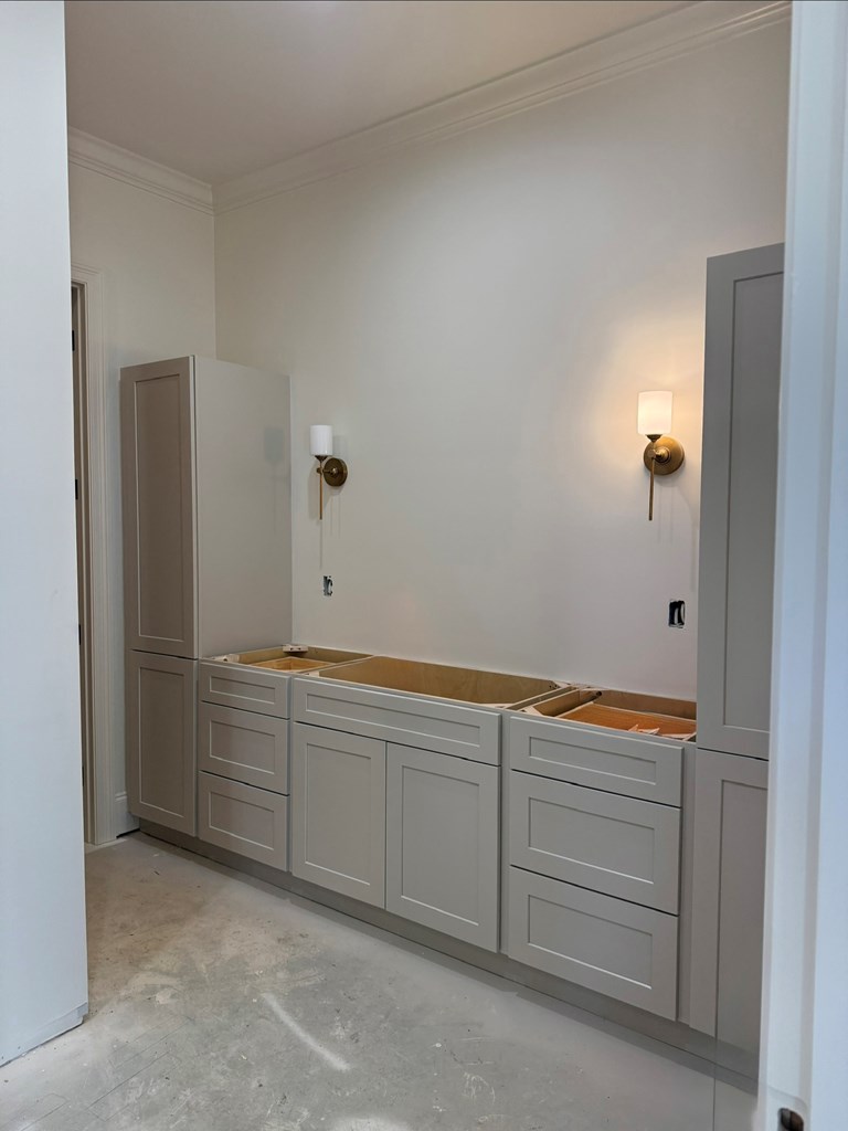 100 Leeson Cove
