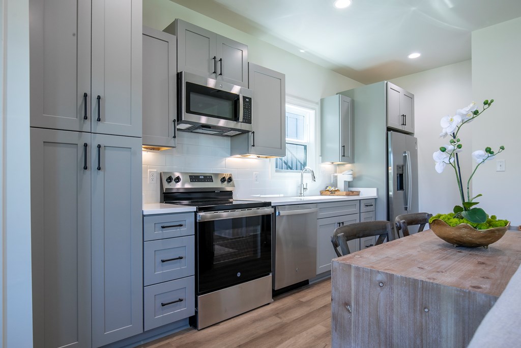 1205 Sole Cove