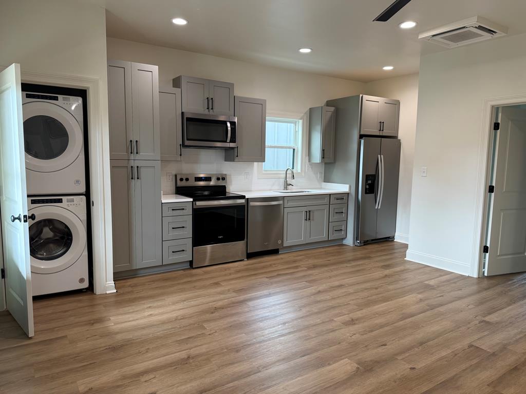 1205 Sole Cove