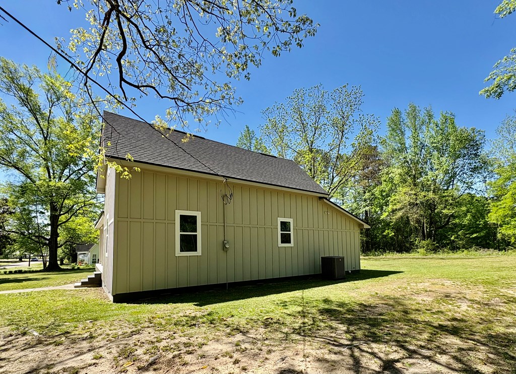 605 North Main Street