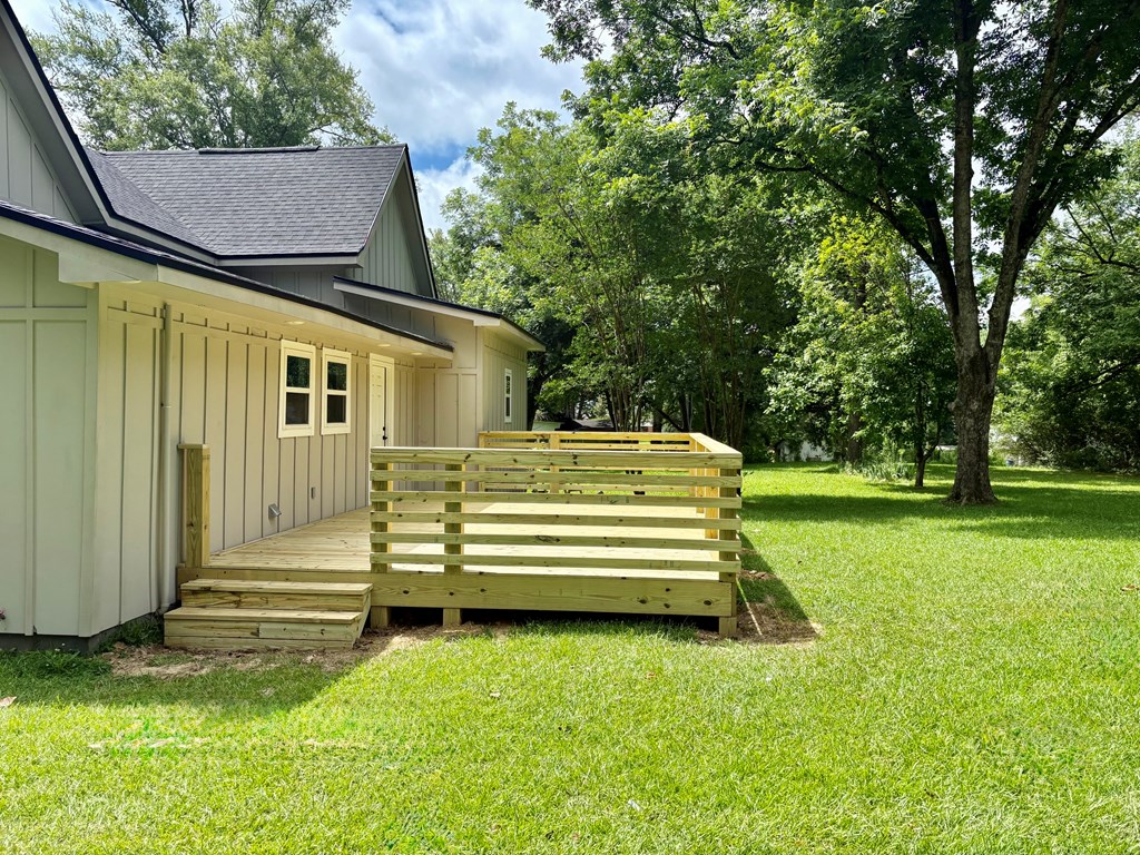 605 North Main Street
