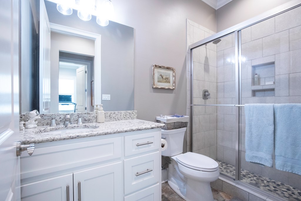 226 Persimmon Ln