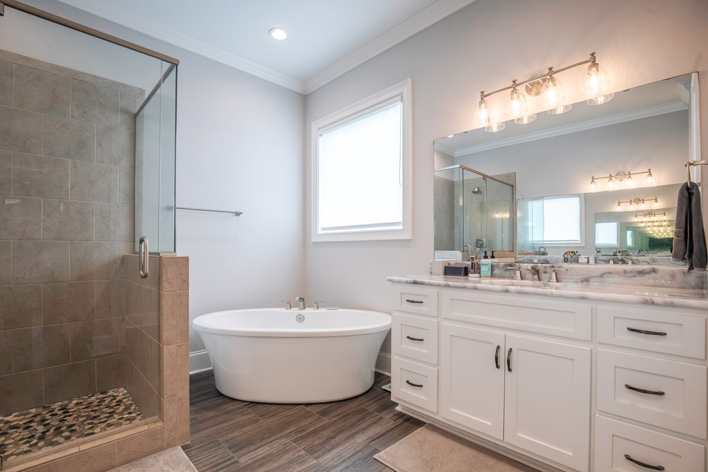226 Persimmon Ln