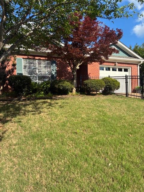 1211 Azalea Cove