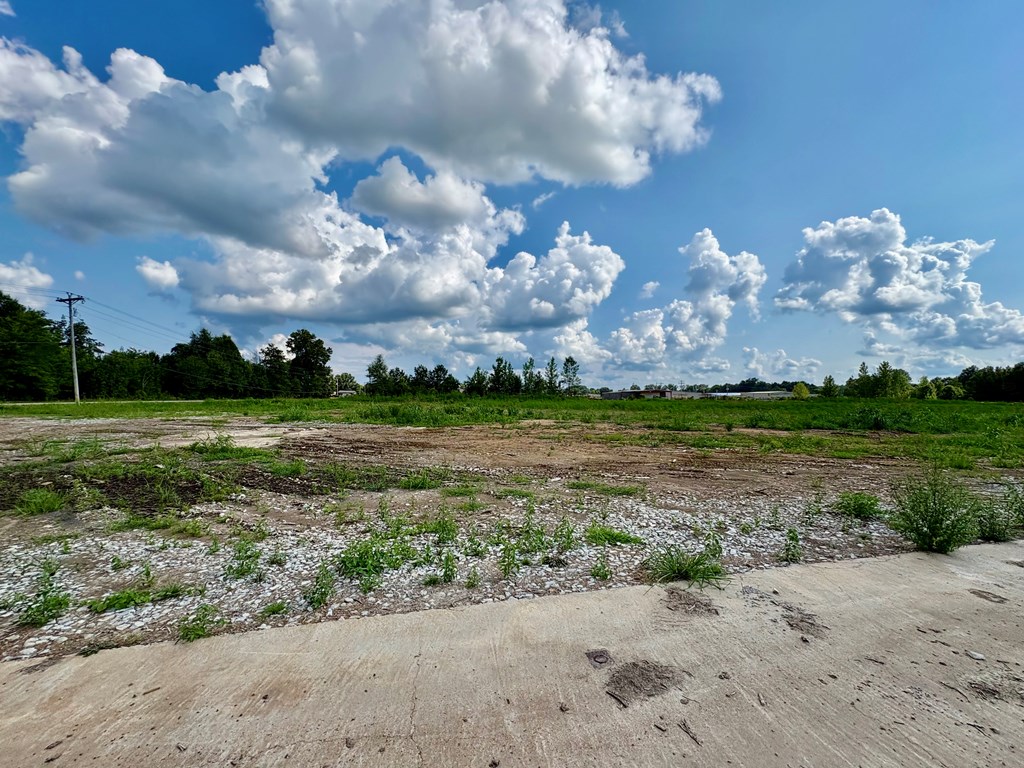 000 Industrial Park Drive / Cr 210