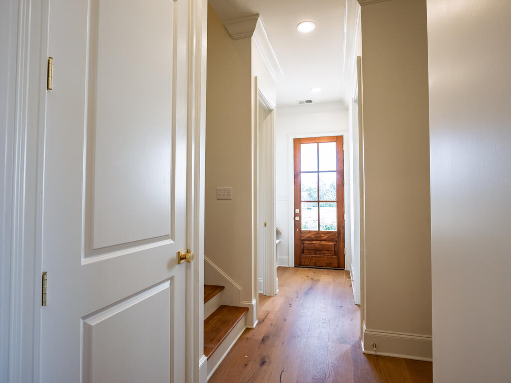 2003 Crestwood Drive
