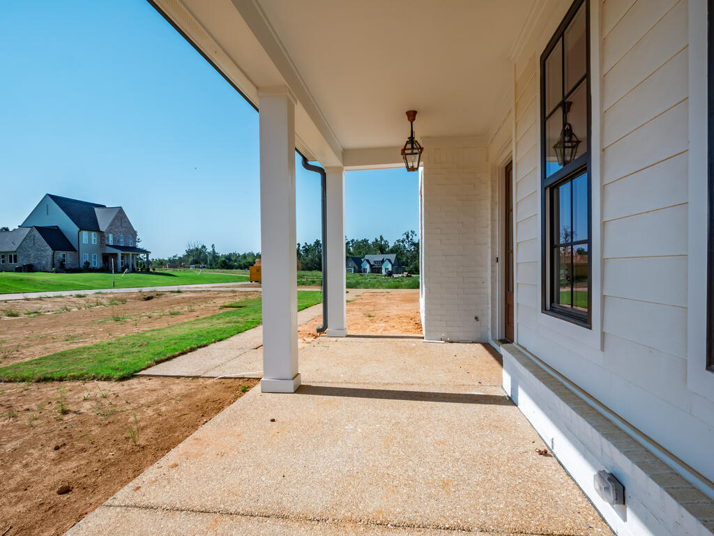 2003 Crestwood Drive