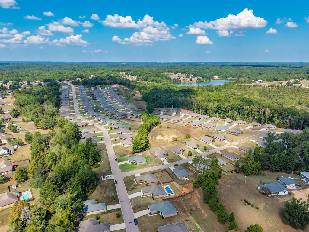 1014 Pebble Creek Drive