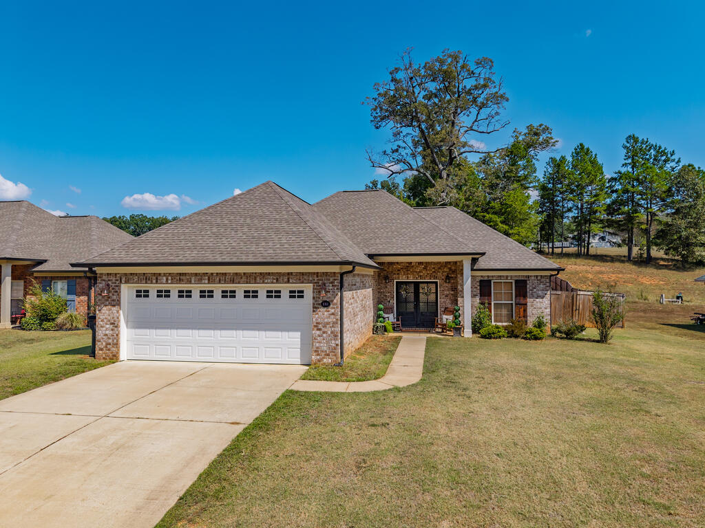 1014 Pebble Creek Drive