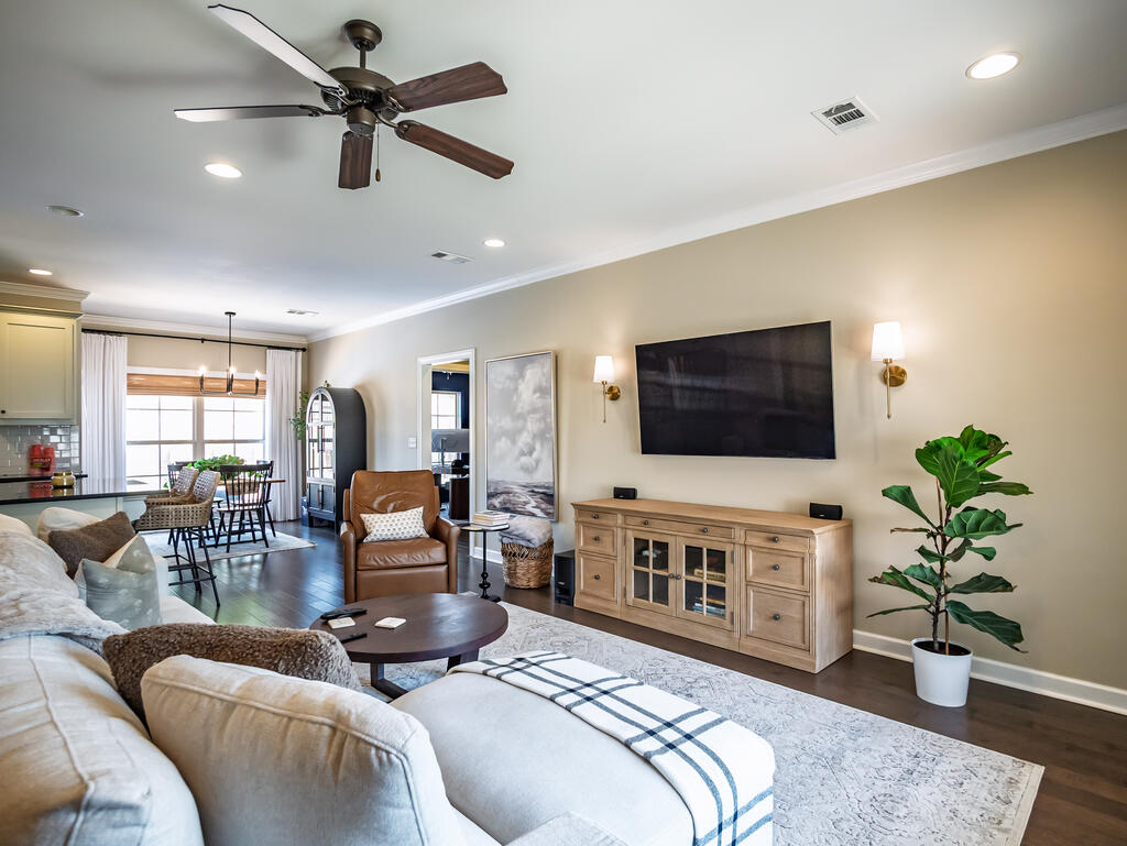 1014 Pebble Creek Drive