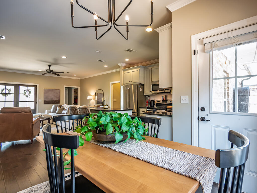 1014 Pebble Creek Drive