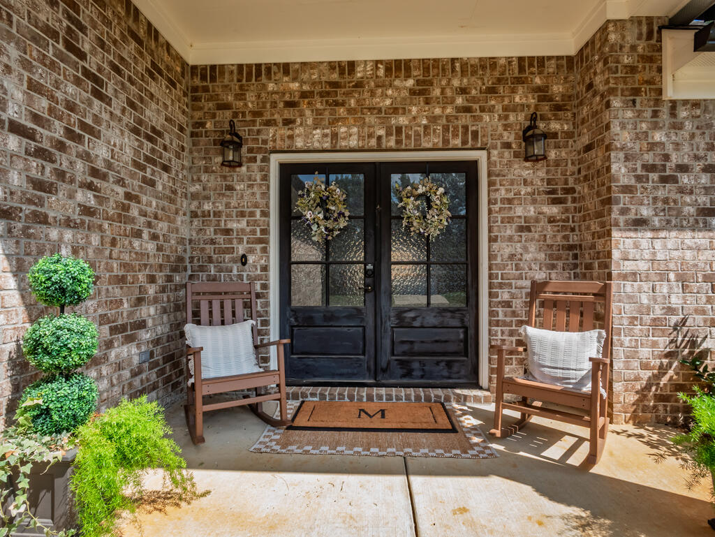 1014 Pebble Creek Drive