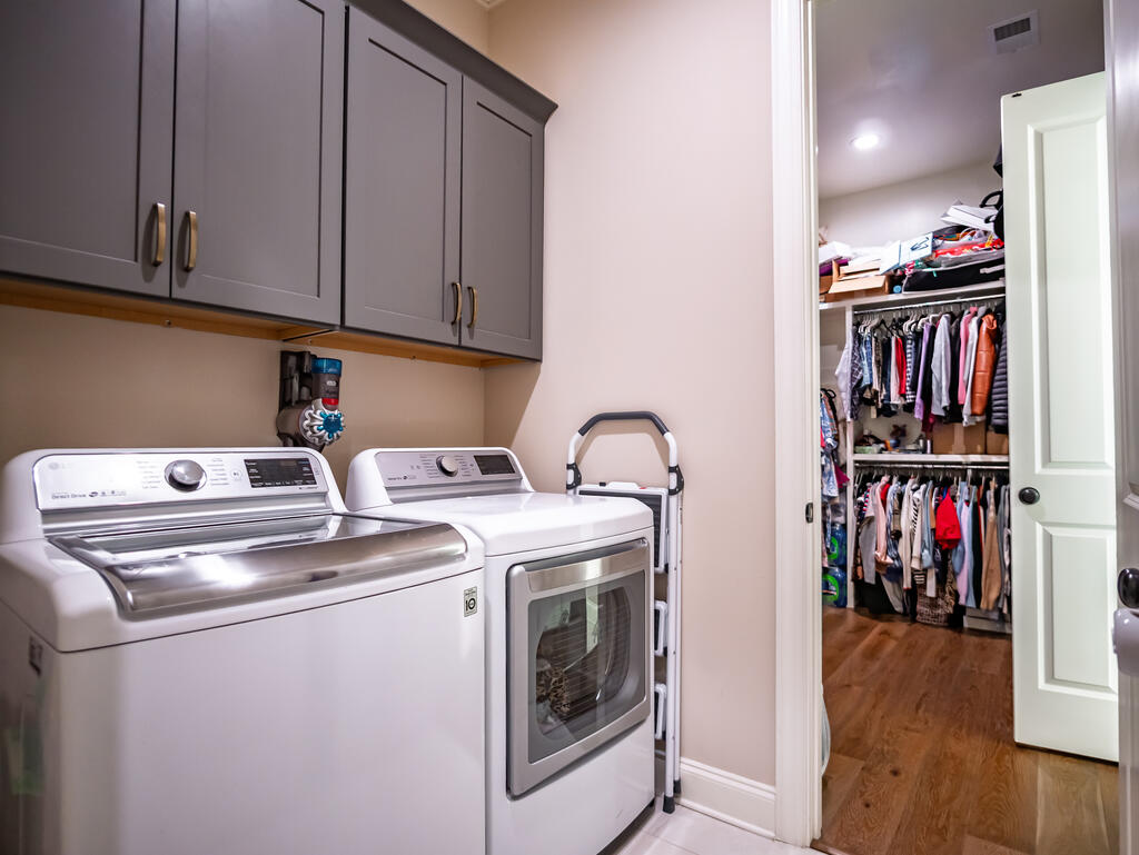 659 Centerpointe Cove