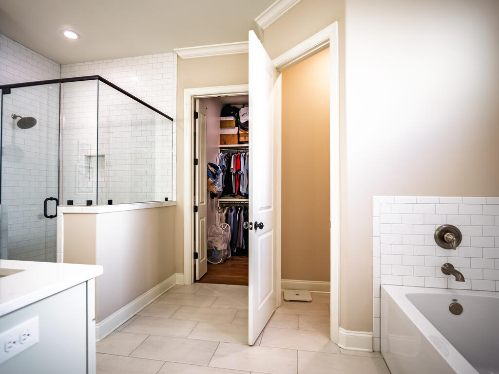 659 Centerpointe Cove