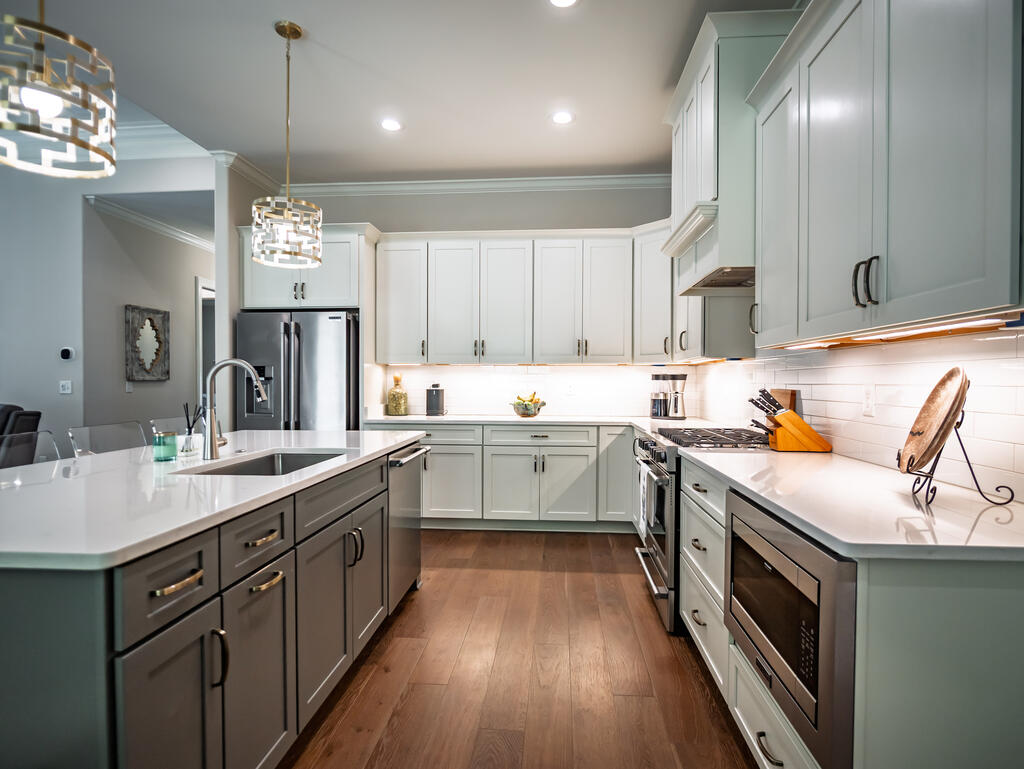 659 Centerpointe Cove