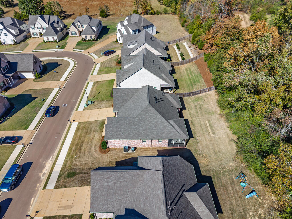 659 Centerpointe Cove