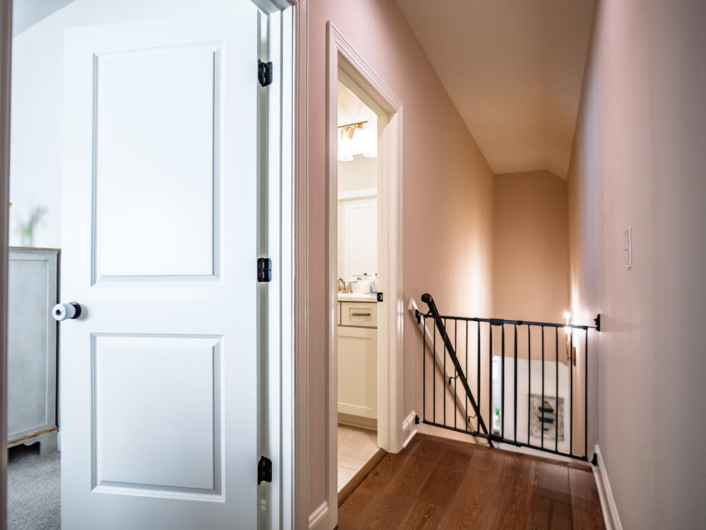 659 Centerpointe Cove