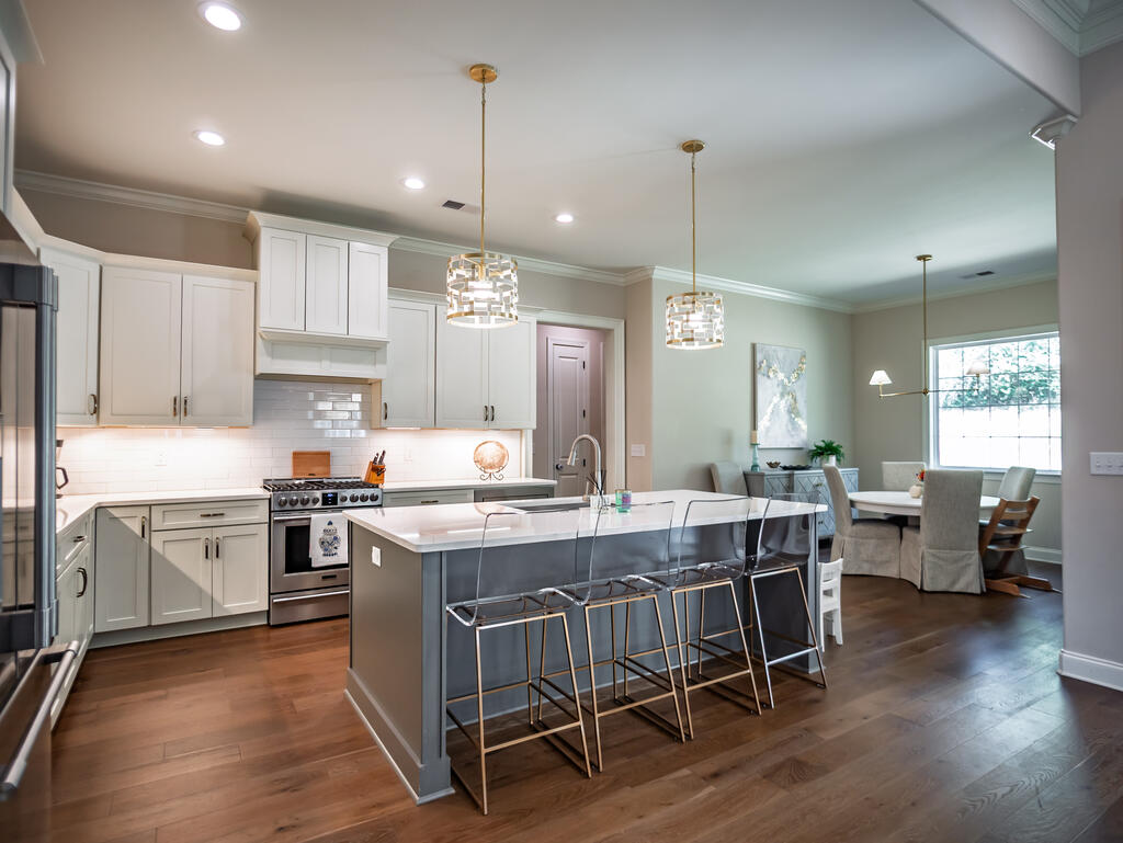 659 Centerpointe Cove