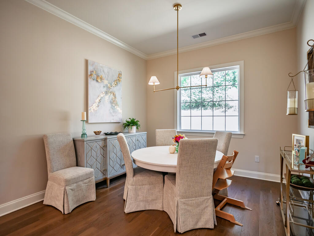 659 Centerpointe Cove