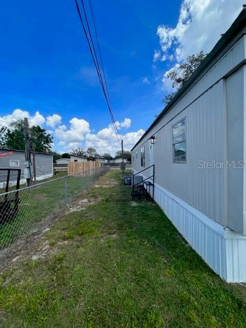 141 OLEANDER AVE