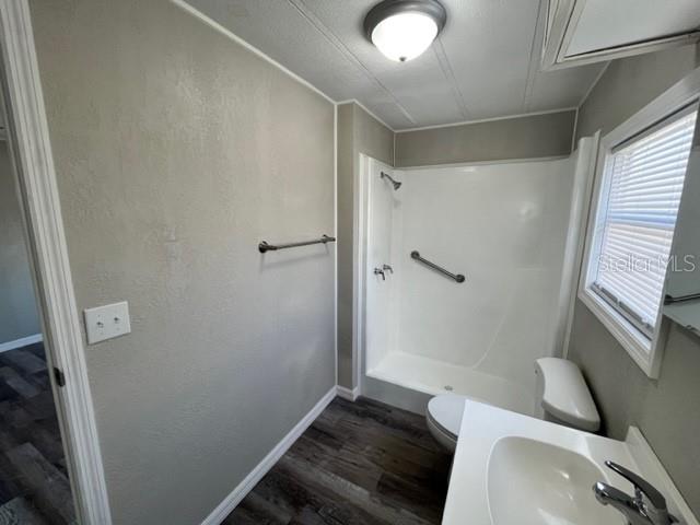 141 OLEANDER AVE