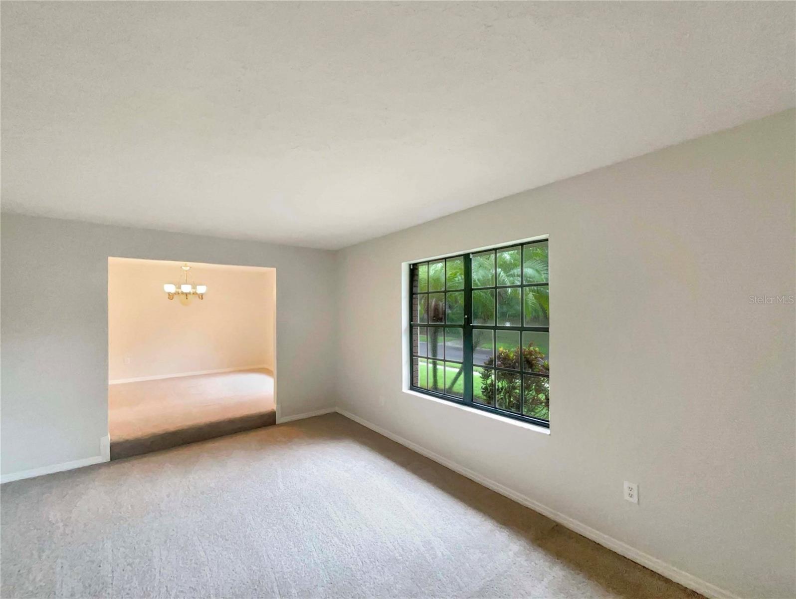 2715 GOLF HEIGHTS CIR