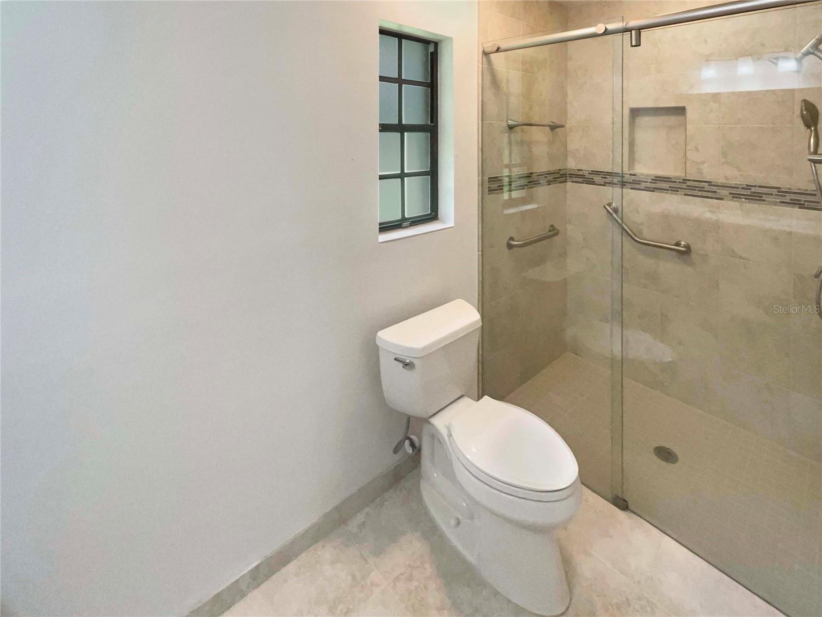 2715 GOLF HEIGHTS CIR