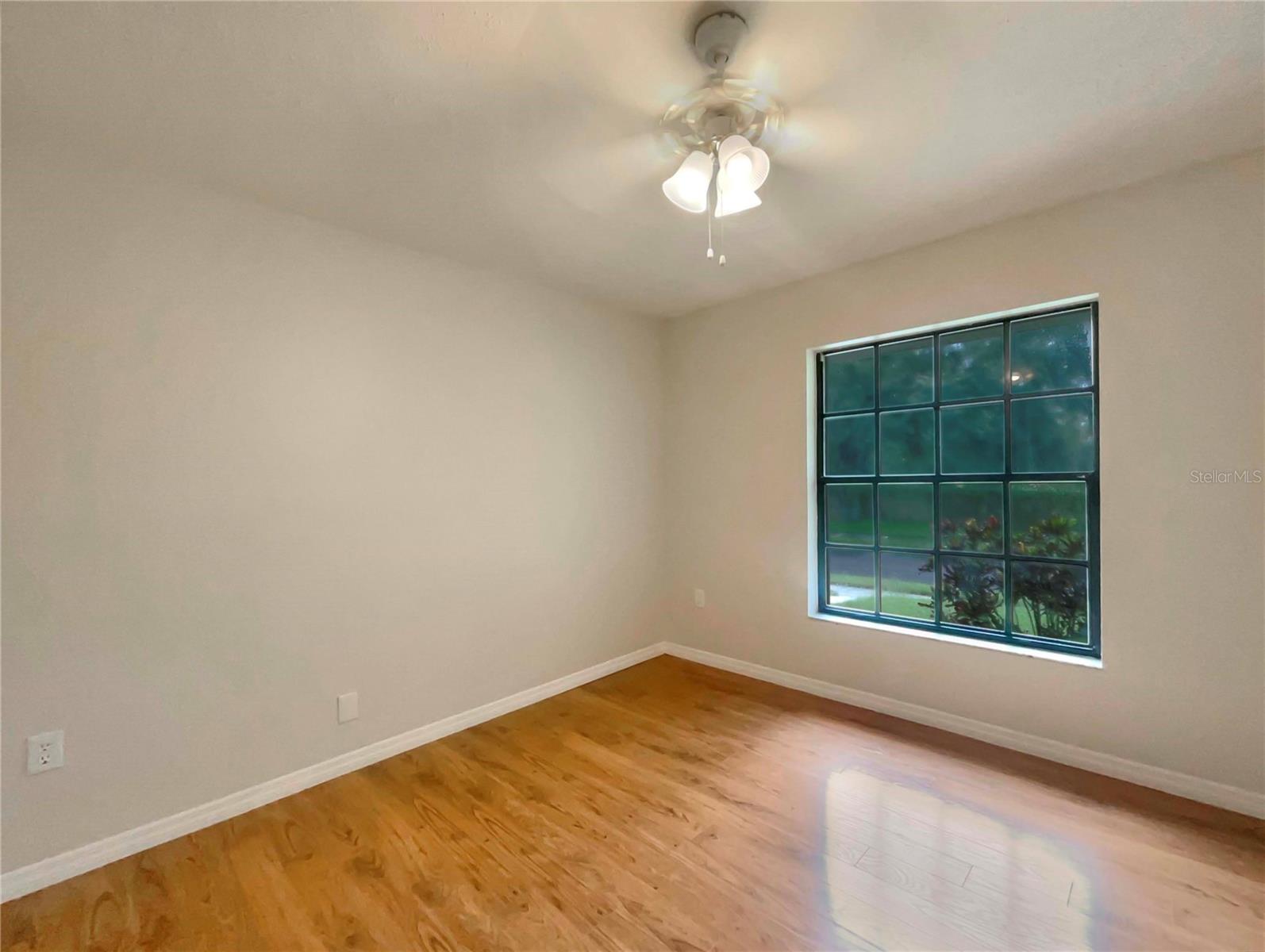 2715 GOLF HEIGHTS CIR