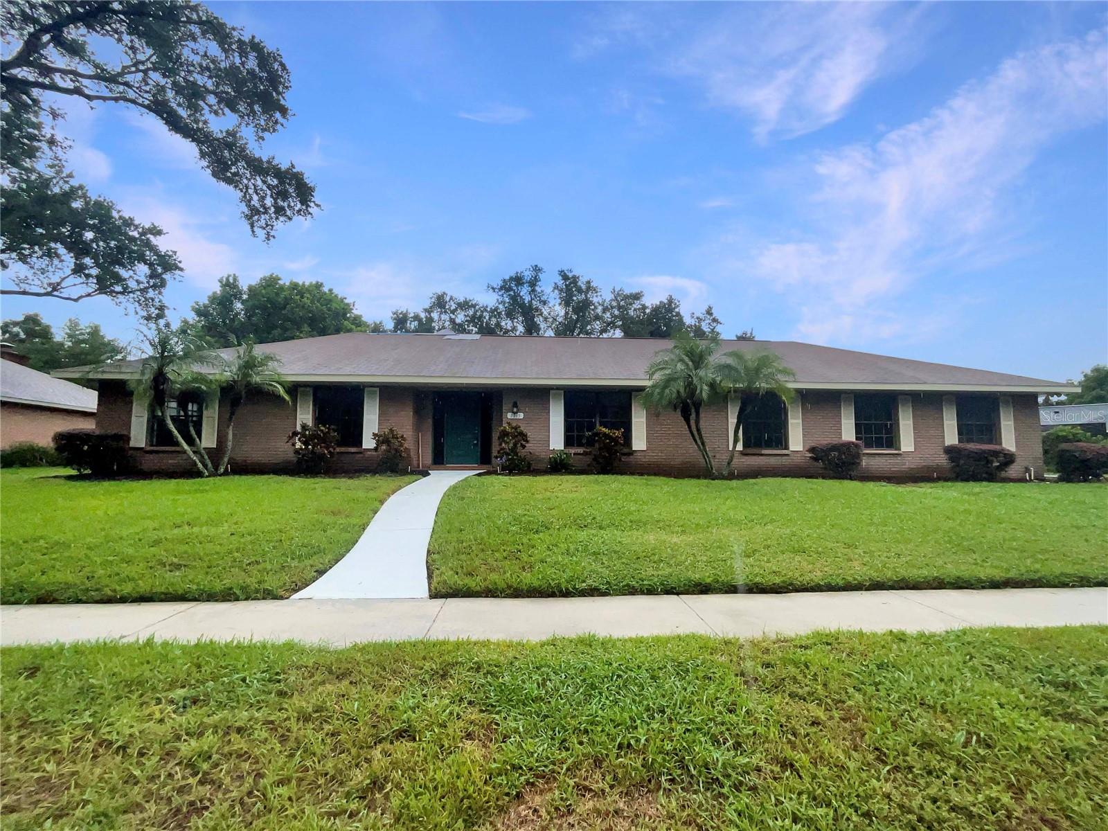 2715 GOLF HEIGHTS CIR