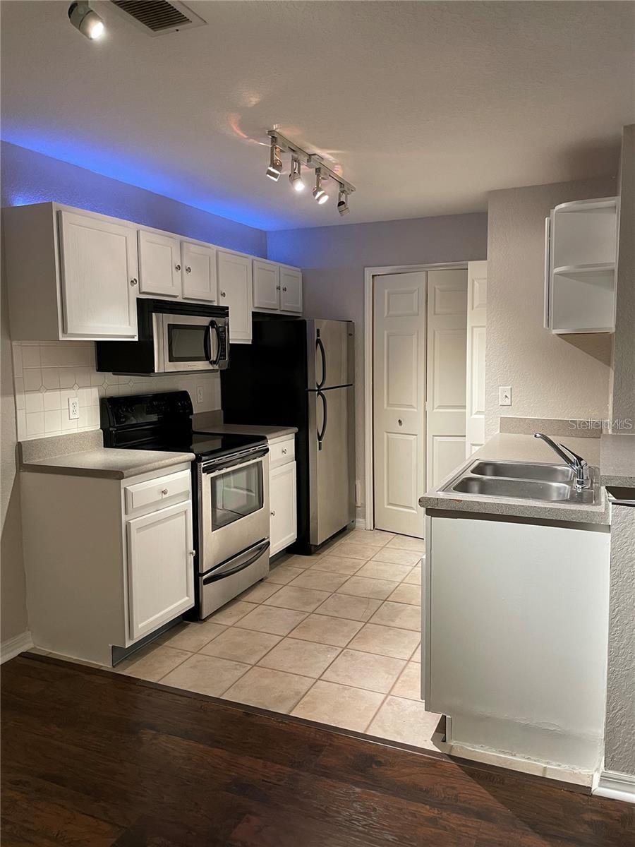 7630 PISSARRO DR #16107