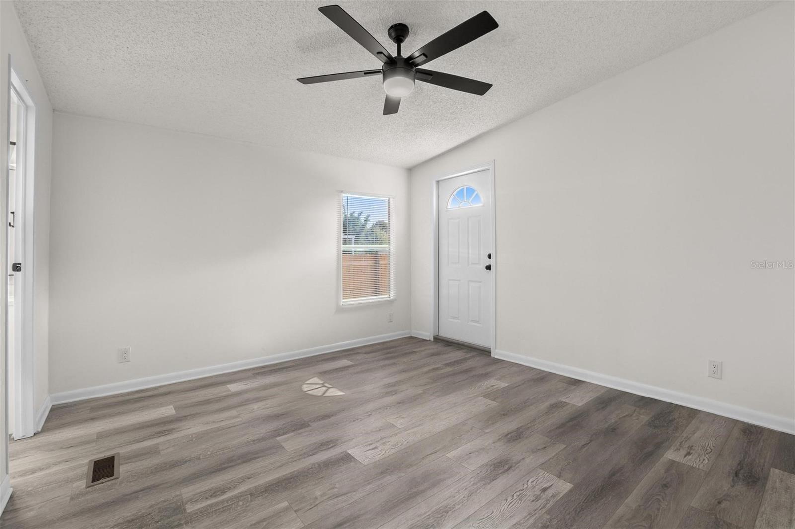 430 OAK RDG E