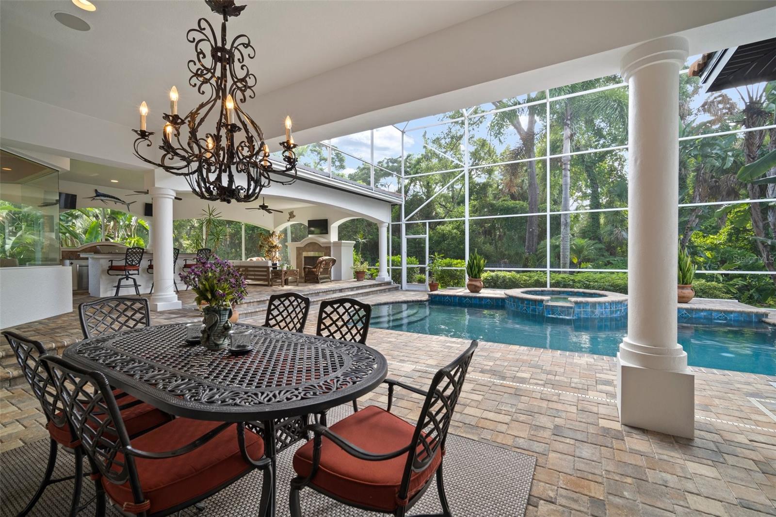 15517 AVOCETVIEW CT