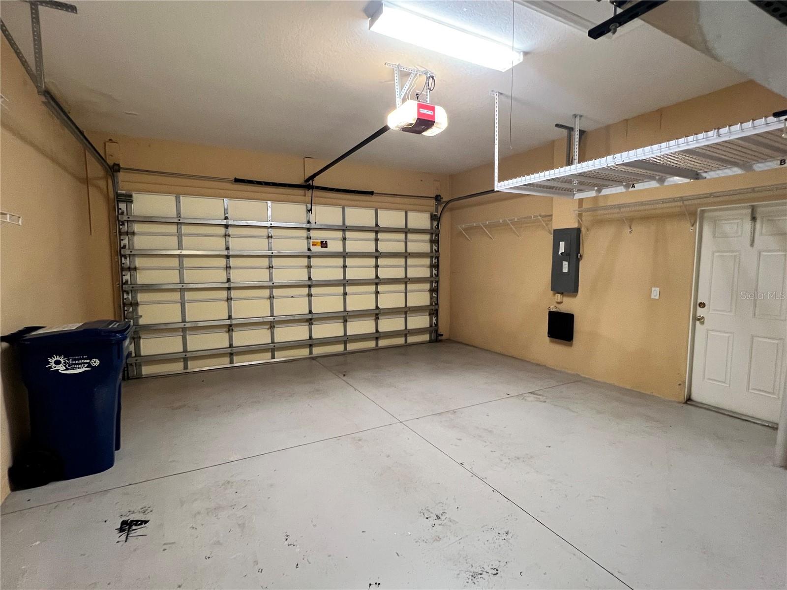 12143 MAPLE RIDGE DR